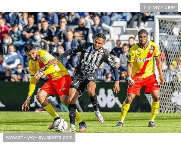 法甲主教练分析专栏：战术理念与换人策略大揭密